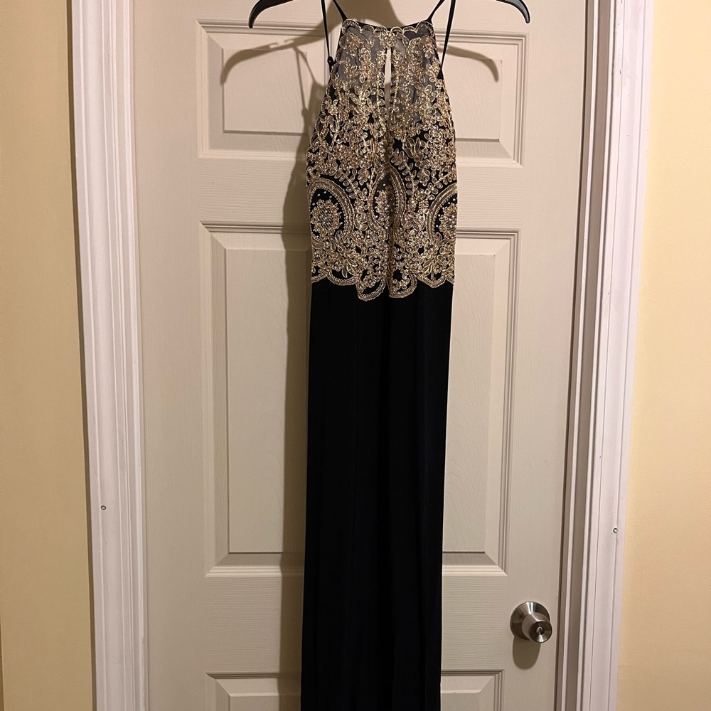 Size 7 prom dress!